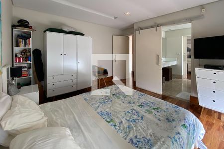 Casa à venda com 390m², 3 quartos e 6 vagas Casa à venda com 390m², 3 quartos e 6 vagasSuíte 1