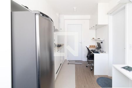 Sala/Cozinha de apartamento à venda com 1 quarto, 25m² em Vila Butantã, São Paulo