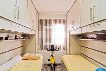 Quarto 1 de apartamento para alugar com 2 quartos, 64m² em Vila Iório, São Paulo