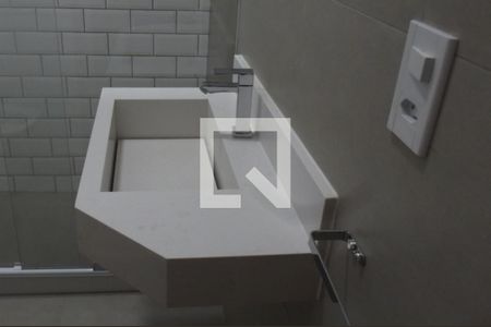 Casa para alugar com 55m², 2 quartos e 2 vagasPia