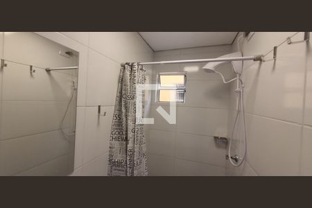 Banheiro de apartamento para alugar com 1 quarto, 18m² em Jardim Jussara, São Paulo