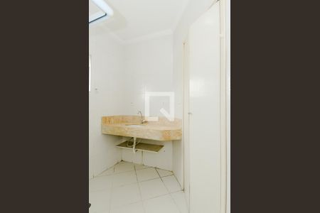 Casa à venda com 180m², 3 quartos e 4 vagasBanheiro da Suíte