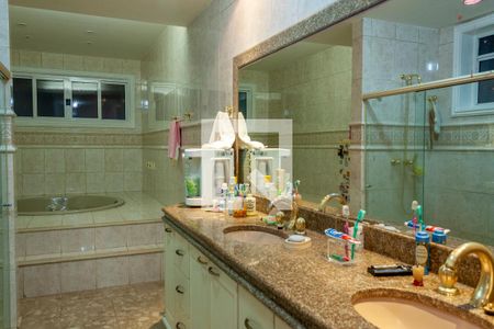 Casa à venda com 400m², 5 quartos e 5 vagasBanheiro Quarto 5