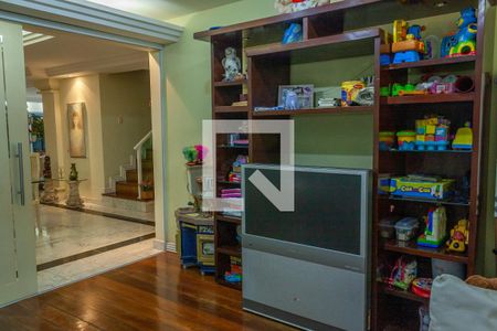 Casa à venda com 400m², 5 quartos e 5 vagasQuarto de brinquedos