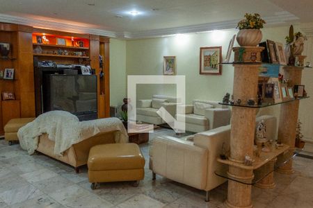 Sala de casa à venda com 5 quartos, 400m² em Barra da Tijuca, Rio de Janeiro