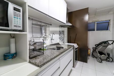 Apartamento para alugar com 55m², 1 quarto e 1 vaga Apartamento para alugar com 55m², 1 quarto e 1 vagaCozinha - Armários