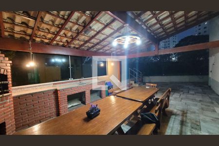 Apartamento para alugar com 55m², 1 quarto e 1 vaga Apartamento para alugar com 55m², 1 quarto e 1 vagaÁrea comum - Churrasqueira