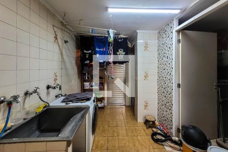 Casa à venda com 210m², 3 quartos e 2 vagas Casa à venda com 210m², 3 quartos e 2 vagasÁrea de Serviço