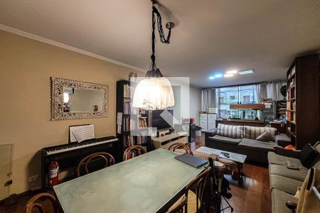 Sala de casa à venda com 3 quartos, 210m² em Ipiranga, São Paulo