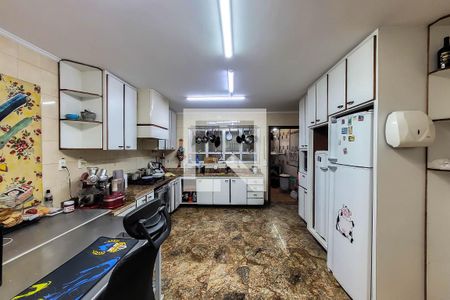 Casa à venda com 210m², 3 quartos e 2 vagas Casa à venda com 210m², 3 quartos e 2 vagasCozinha