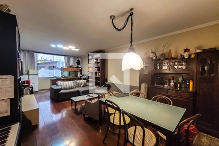 Sala de casa à venda com 3 quartos, 210m² em Ipiranga, São Paulo