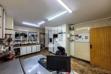 Casa à venda com 210m², 3 quartos e 2 vagas Casa à venda com 210m², 3 quartos e 2 vagasCozinha