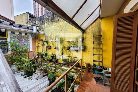 Casa à venda com 210m², 3 quartos e 2 vagas Casa à venda com 210m², 3 quartos e 2 vagasVaranda Quarto 3 - Suíte