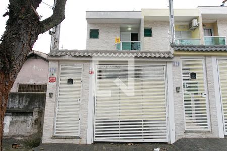 Casa à venda com 180m², 3 quartos e 4 vagasFachada