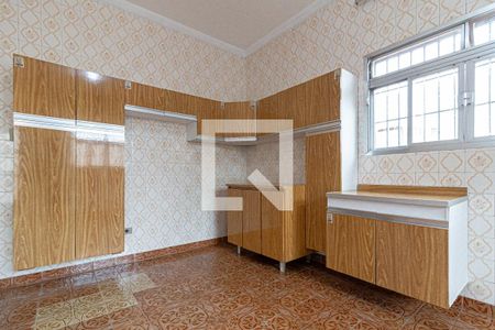 Casa para alugar com 130m², 3 quartos e 1 vaga Casa para alugar com 130m², 3 quartos e 1 vagaCozinha - Armários