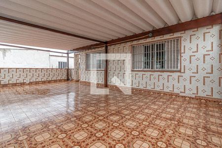 Casa para alugar com 130m², 3 quartos e 1 vaga Casa para alugar com 130m², 3 quartos e 1 vagaTerraço