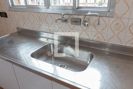 Casa para alugar com 130m², 3 quartos e 1 vaga Casa para alugar com 130m², 3 quartos e 1 vagaCozinha - Pia