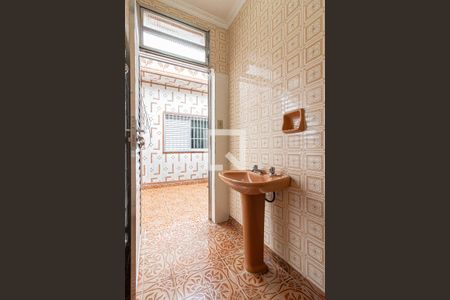 Casa para alugar com 130m², 3 quartos e 1 vaga Casa para alugar com 130m², 3 quartos e 1 vagaLavabo Externo