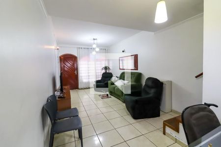 Sala de casa para alugar com 3 quartos, 120m² em Vila Iasi, Taboão da Serra