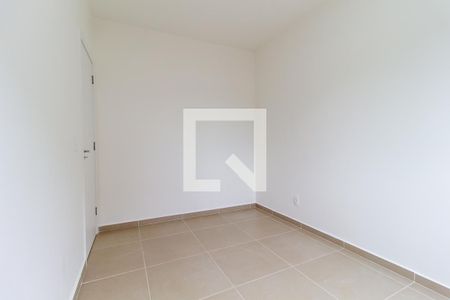 Quarto 2 de apartamento para alugar com 2 quartos, 46m² em Parque da Fonte, São José dos Pinhais