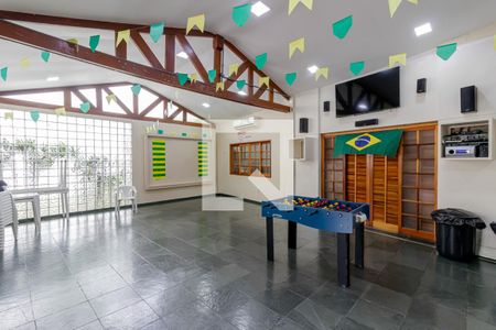 Apartamento à venda com 48m², 2 quartos e 1 vaga Apartamento à venda com 48m², 2 quartos e 1 vagaSalão de festas