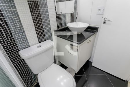 Apartamento à venda com 48m², 2 quartos e 1 vaga Apartamento à venda com 48m², 2 quartos e 1 vagaBanheiro