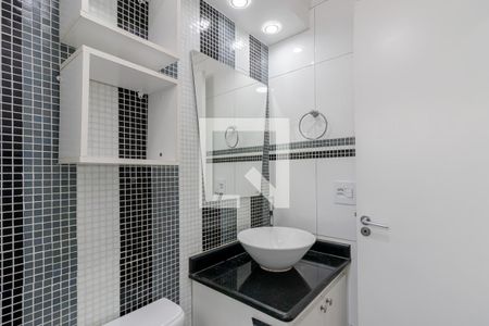 Apartamento à venda com 48m², 2 quartos e 1 vaga Apartamento à venda com 48m², 2 quartos e 1 vagaBanheiro