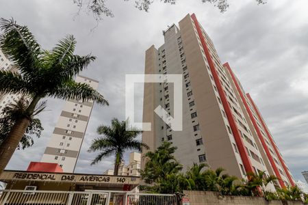 Apartamento à venda com 48m², 2 quartos e 1 vaga Apartamento à venda com 48m², 2 quartos e 1 vagaFachada