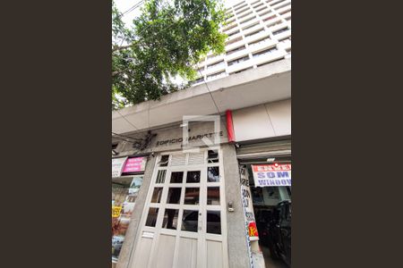 Apartamento à venda com 34m², 1 quarto e sem vagaFachada