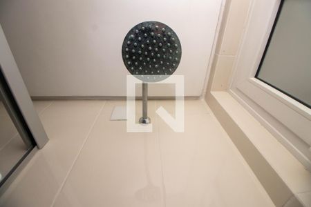 Banheiro de kitnet/studio à venda com 1 quarto, 55m² em Independência, Porto Alegre