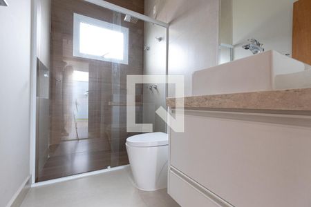 Casa de condomínio para alugar com 308m², 4 quartos e 4 vagasBanheiro da Suíte 2