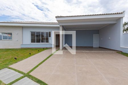 Casa de condomínio para alugar com 308m², 4 quartos e 4 vagasÁrea Externa