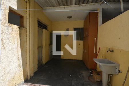 Apartamento para alugar com 80m², 2 quartos e 1 vagaÁrea de Serviço