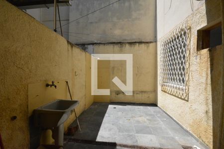 Apartamento para alugar com 80m², 2 quartos e 1 vagaÁrea de Serviço