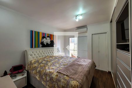 Casa à venda com 241m², 3 quartos e 3 vagasQuarto 3 - Suíte