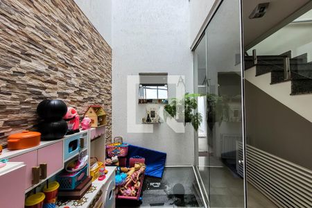 Casa à venda com 241m², 3 quartos e 3 vagasJardim de inverno