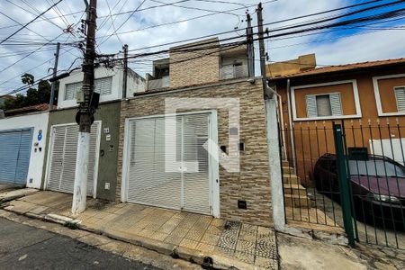 Casa à venda com 241m², 3 quartos e 3 vagasFachada