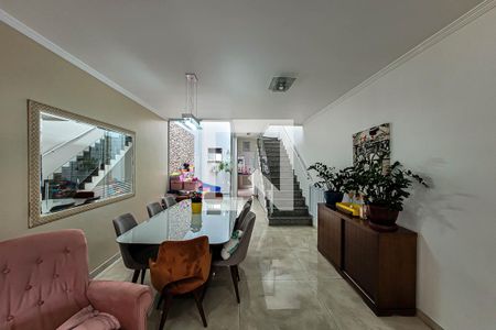 Casa à venda com 241m², 3 quartos e 3 vagasSala de Jantar