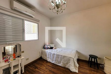 Casa à venda com 241m², 3 quartos e 3 vagasQuarto 2 - Suíte