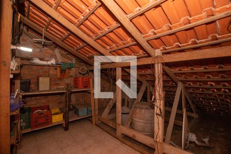 Casa à venda com 280m², 3 quartos e 1 vaga Casa à venda com 280m², 3 quartos e 1 vagaSótão