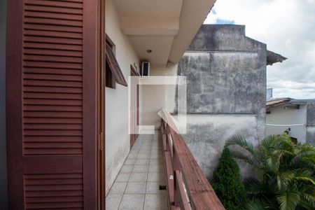 Casa à venda com 280m², 3 quartos e 1 vaga Casa à venda com 280m², 3 quartos e 1 vagaVaranda do Quarto 1