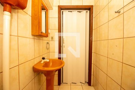 Casa à venda com 280m², 3 quartos e 1 vaga Casa à venda com 280m², 3 quartos e 1 vagaSótão - Banheiro Auxiliar