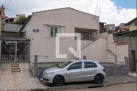 Casa à venda com 350m², 4 quartos e 3 vagasFachada
