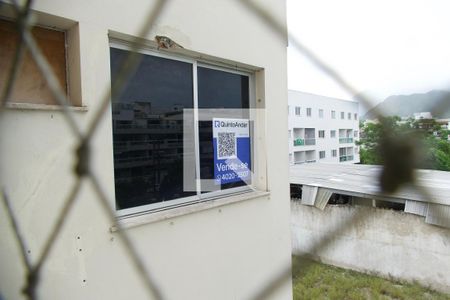 Apartamento à venda com 130m², 2 quartos e 2 vagasÁrea serviço