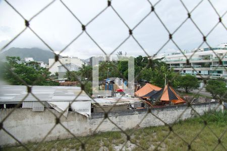 Apartamento à venda com 130m², 2 quartos e 2 vagasÁrea serviço