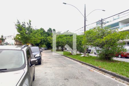 Apartamento à venda com 130m², 2 quartos e 2 vagasVista da Rua