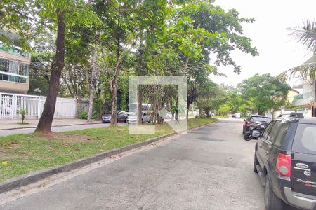 Apartamento à venda com 130m², 2 quartos e 2 vagasVista da Rua