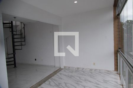 Apartamento à venda com 130m², 2 quartos e 2 vagasSala