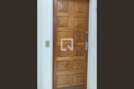 Apartamento à venda com 130m², 2 quartos e 2 vagasHall de entrada