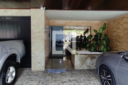 Apartamento à venda com 130m², 2 quartos e 2 vagasPortaria